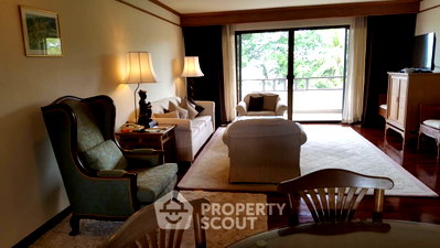 Condos for rent Central Plaza Chaengwattana : 3-BR Condo at Royal Garden Tower Condominium close to Hua Hin City (ID 2025365)