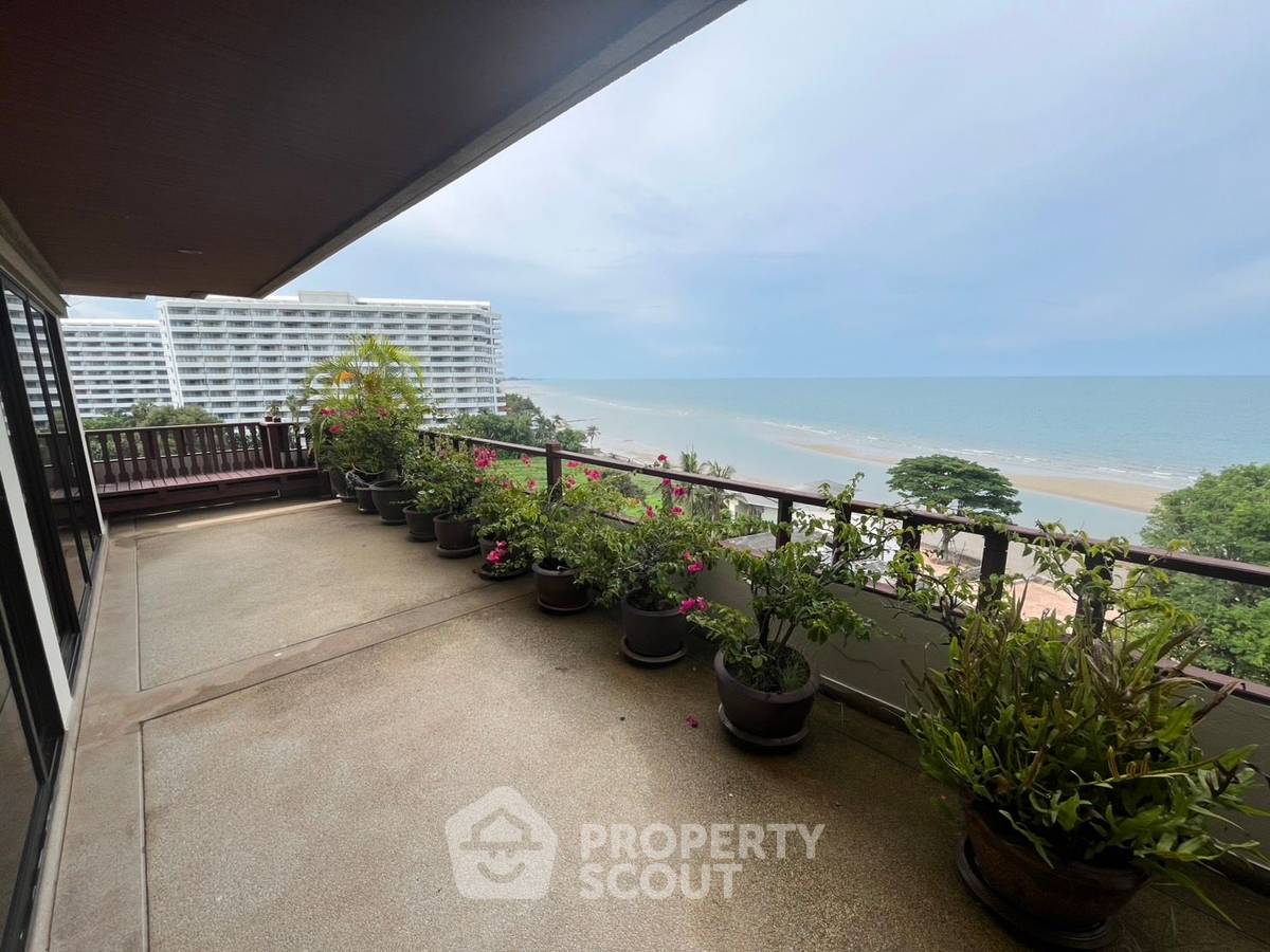 รูป คอนโด 3-ห้องนอน ที่ รอยัล การ์เด้น ทาวเวอร์ คอนโดมิเนียม ใกล้ เมืองหัวหิน (ID 2109362) - รูปที่ 2/32