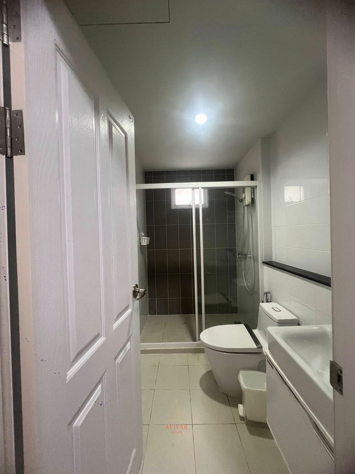 รูป RH024126 ให้เช่า ทาวน์โฮม 2 ชั้น สไตล์บ้านเดี่ยว at The Village Bangna Km.10 ใกล้ mega Bangna  - รูปที่ 21/32