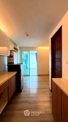 Condos for sale : 1-BR Condo at Emerald Residence Ratchada near MRT Huai Khwang (ID 2625380)