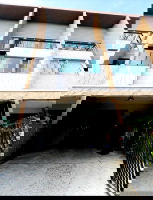 ทาวน์โฮมให้เช่า : ให้เช่าบ้านกลางเมือง สาทร – สุขสวัสดิ์ (Baan Klang Muang Sathorn – Suksawat) ซอยสุขสวัสดิ์ 39