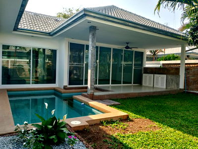 บ้านเดี่ยว ชลบุรี : บ้านสวยพร้อมสระว่ายน้ำส่วนตัว ราคานี้หายากมากในห้วยใหญ่พัทยา!