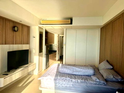 Condos for rent : High-Floor 1-BR Condo In Zire Wongamat Near Wongamat (ID 2664730)