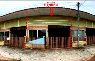 Townhouses for sale Muang Satun Satun : FOR SALE  TOWNHOUSE PROPERTY  1485000 BAHT.