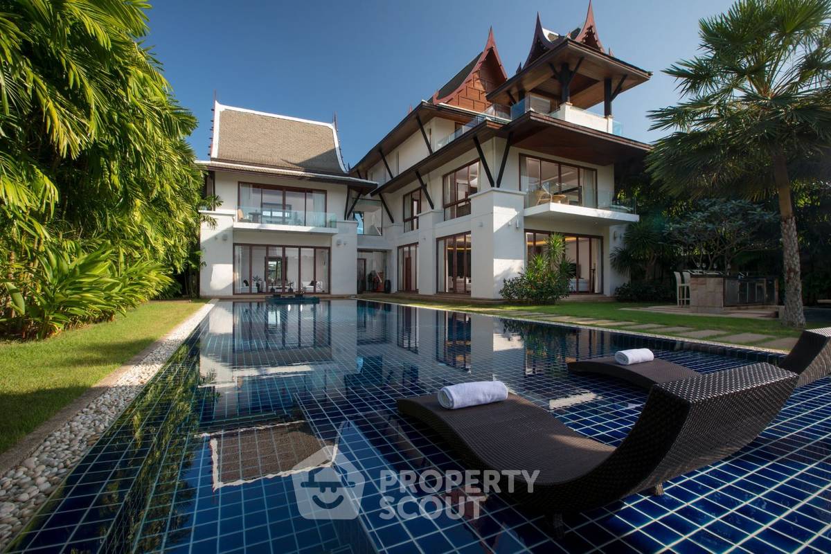 รูป วิลล่า 5 ห้องนอนที่รอยัลภูเก็ตมารีน่า  ชีวิตริมน้ำที่หรูหรา  ท่าจอดเรือที่ปล่อยคาร์บอนเป็นกลางแห่งแรกและแห่งเดียวในเอเชีย (ID 1164311) - รูปที่ 4/31