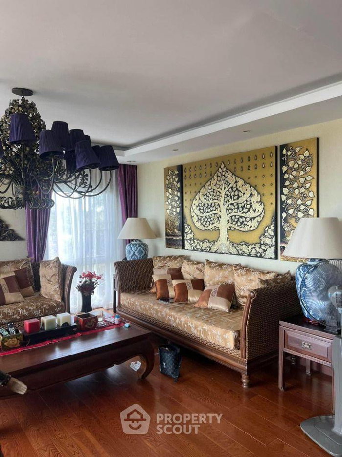 picture 3-BR Condo at K.M. Beach Condo in Pak Nam Pran (ID 1069103) - 2/9