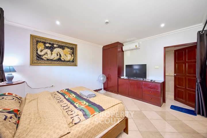 picture 3-BR Condo at Executive Residence II & IV close to Phratamnak (ID 2152515) - 18/24
