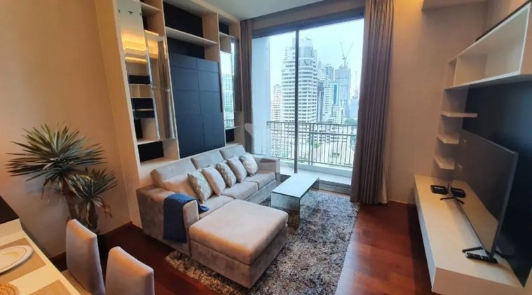 SK047/For rent Quattro by Sansiri Thonglor 4 | Luxury condo, 1 bedroom, potential location in the heart of Sukhumvit 55.