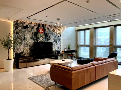 Condos for rent : ▚ LG181ツ For Rent: Noble Ploenchit PENTHOUSE 2BR 170sqm 🏙️✨ Rare Duplex on Highest Floor, High-end Furniture, City & Greenery View, Ready to Move In!