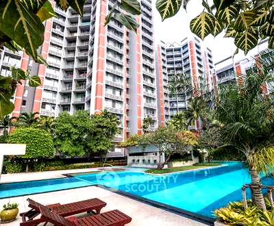 Condos for sale : 3-BR Condo at Bangkok Garden in Chong Nonsi (ID 2658596)