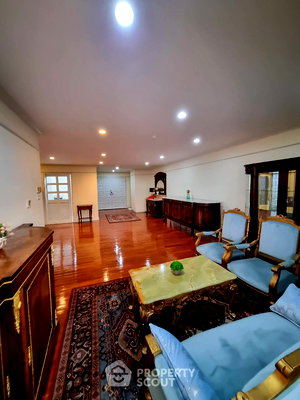 ขายคอนโด : คอนโด 2-ห้องนอน ที่ ฟลอร่าวิลล์ คอนโดมิเนียม ใกล้ ARL หัวหมาก (ID 1539395)