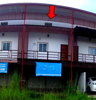 Shophouses for sale Satun : FOR SALE  COMMERCIAL BUILDING PROPERTY  1826000 BAHT.
