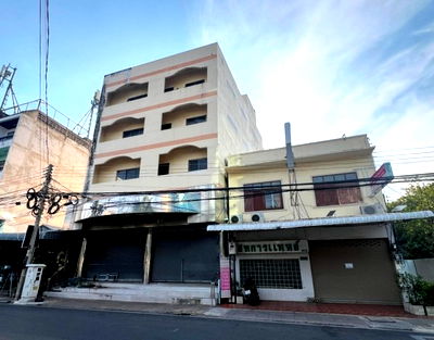 อาคารพาณิชย์ วิทยาลัยอาชีวศึกษา นครราชสีมา : F7-0642 ขายอาคารพานิชย์ ต. ในเเมือง อ.เมืองนครราชสีมา จ.นครราชสีมา