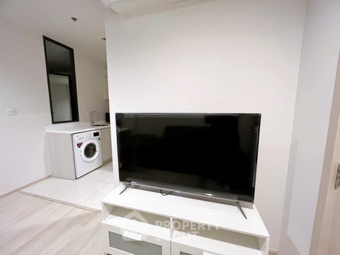 1-BR Condo at Life One Wireless near BTS Phloen Chit (ID 994048)