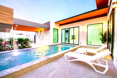 Houses for sale Chonburi : 4 Bedroom Pool View Villa for Sale Jomtien Pattaya