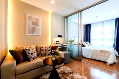 ขายคอนโด : ME2500789 ราคาดีที่สุดในโครงการ! ห้องหัวมุม Lumpini Ville พัฒนาการ - เพชรบุรีตัดใหม่