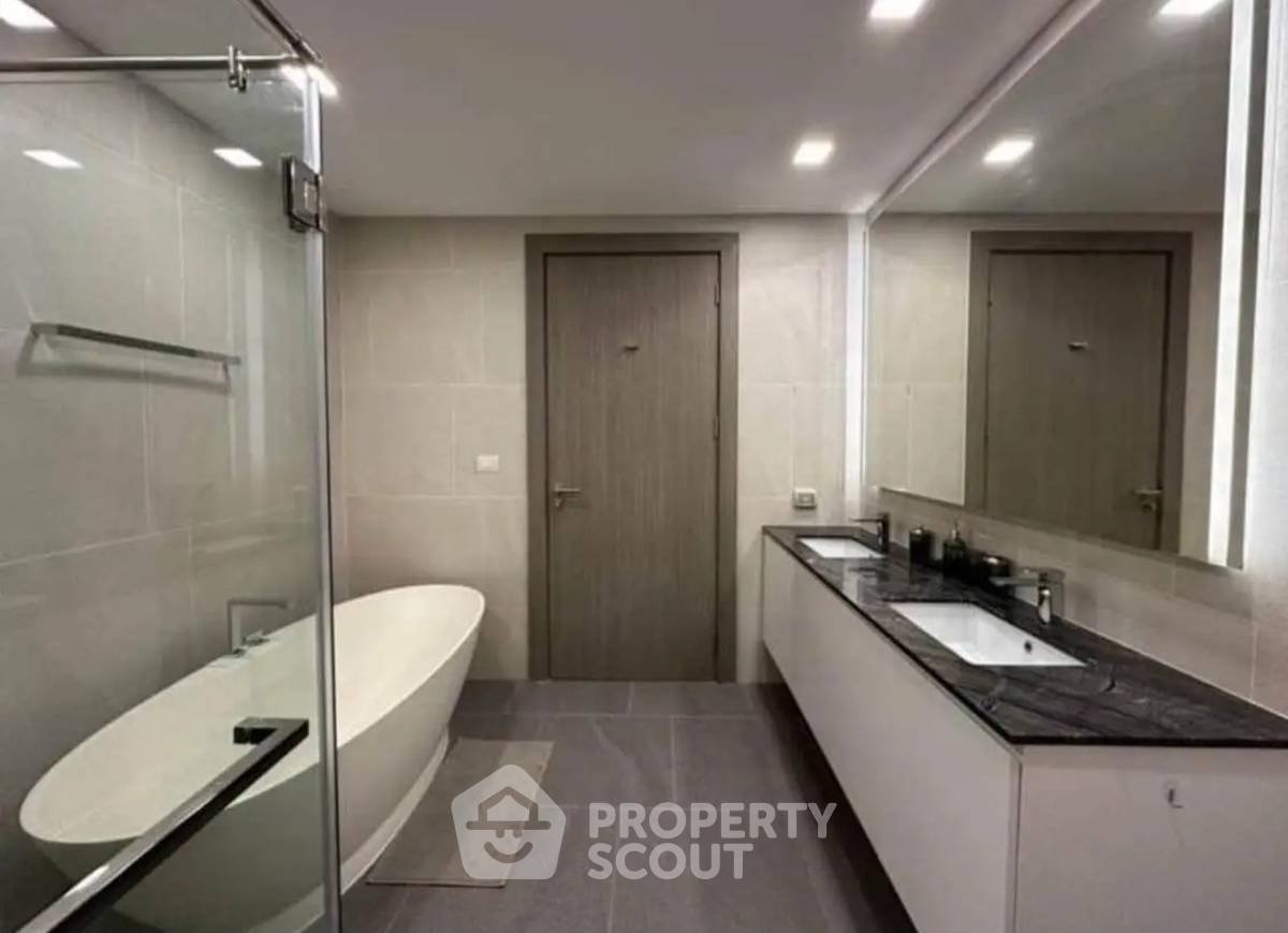 รูป คอนโด 2 ห้องนอน ขนาด 117 ตร.ม. ขายที่ Serenity Residence Jomtien พัทยา (ID 2427913) - รูปที่ 11/13