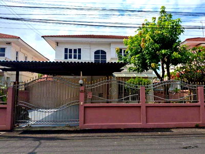 บ้านเดี่ยว สถานีขนส่งกรุงเทพฯ (สายใต้ใหม่) : ขายบ้านเดี่ยวมือสอง โครงการบิวตี้เฮ้าส์ 4 (Beauty House 4) กาญจนาฯ-ราชพฤกษ์ เนื้อที่ 56.9 ตร.ว. 3 ห้องนอน