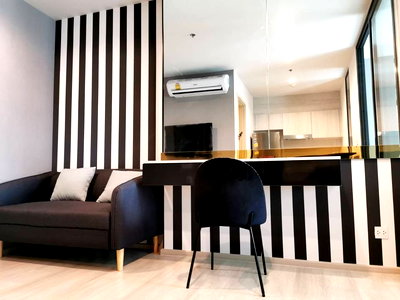 Condos for rent : For rent Life one wireless one bedroom