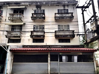 Shophouses for sale Premruethai School  : FOR SALE  COMMERCIAL BUILDING PROPERTY  3700000 BAHT.