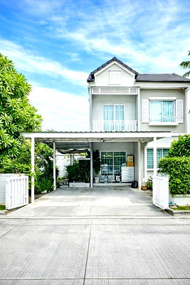 เช่าบ้านเดี่ยว บิ๊กซี บางพลี : เมกาบางนา 1 กม.บ้านเดี่ยว 2 ชั้น สไตล์ Modern Colonial ฟังก์ชัน 3 นอน 2 น้ำ 134 ตร.ม.ทำเลศักยภาพ บางนา ตราด กม.10