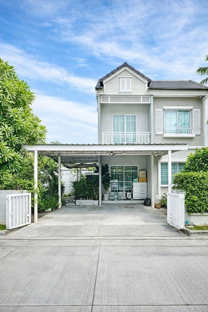 รูป เมกาบางนา 1 กม.บ้านเดี่ยว 2 ชั้น สไตล์ Modern Colonial ฟังก์ชัน 3 นอน 2 น้ำ 134 ตร.ม.ทำเลศักยภาพ บางนา ตราด กม.10 - รูปที่ 1/8