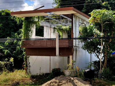 Houses for sale Mukdahan : FOR SALE  HOUSE PROPERTY  700000 BAHT.