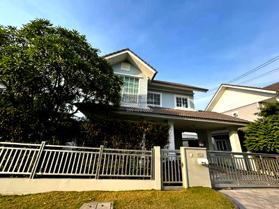 Houses for rent Bangkok : For Rent House , Burasiri Panyaindra , Bang Chan , Khlong Sam Wa , Bangkok , CX-147006 ✅ Live chat with us ADD LINE @connexproperty ✅