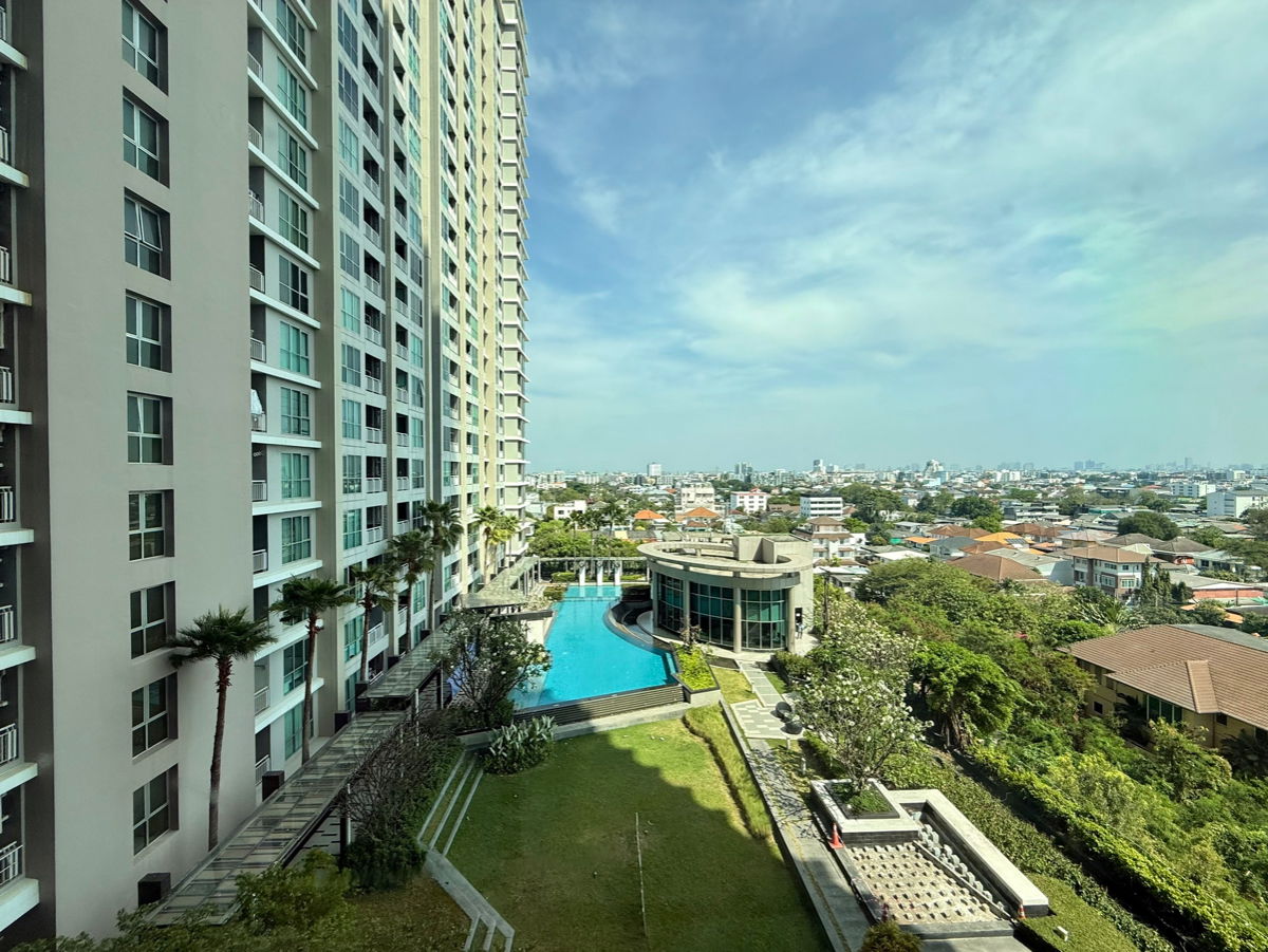 รูป ห้องสวยๆ พร้อมให้เช่า🌿"𝐑𝐡𝐲𝐭𝐡𝐦 𝐑𝐚𝐭𝐜𝐡𝐚𝐝𝐚"🌿 ขนาด 35 ตร.ม., ติด MRT-รัชดา  [ 260123 ] - รูปที่ 9/9