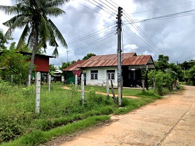 บ้านเดี่ยว เกษตรวิสัย ร้อยเอ็ด : F6-0188 ขายบ้านเดี่ยว บ้านขี้เหล็กซ้าย บ้านดอนแตง-บ้านโพนดวน ต. สิงห์โคก อ.เกษตรวิสัย จ.ร้อยเอ็ด