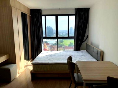 คอนโดให้เช่า : Condo for Rent: Ideo O2  Near BTS Bang Na (approx. 300 meters)
