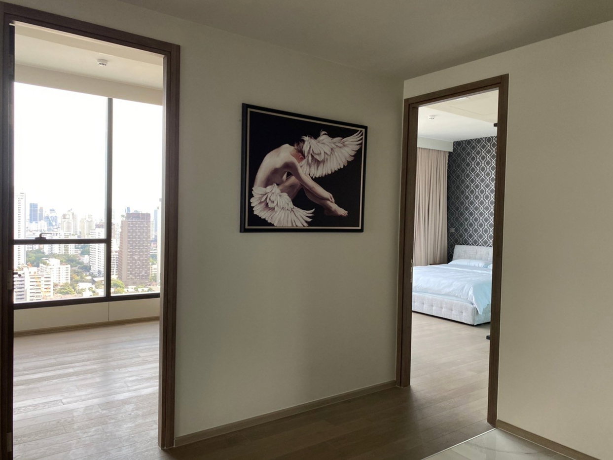 รูป LTHC7858 – Celes Asoke FOR RENT 3 beds 3 baths size 124 SQ.M. near BTS Asoke Station ONLY 110k/Month - รูปที่ 3/8