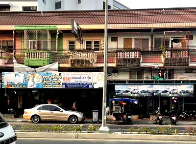 อาคารพาณิชย์ ชลบุรี : FZE_106 ขายอาคารพานิชย์ ต. หนองปรือ อ.บางละมุง จ.ชลบุรี