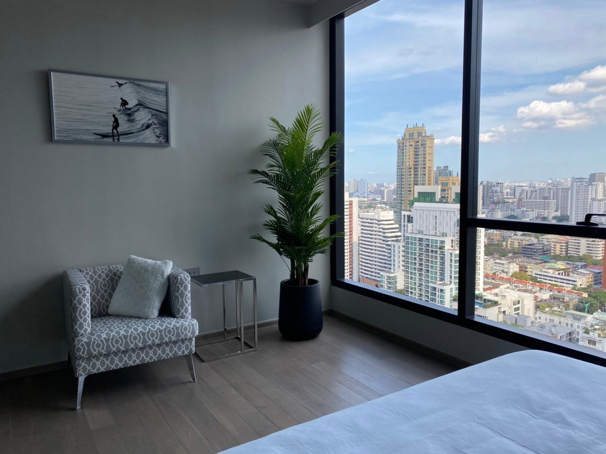 รูป LTHC7858 – Celes Asoke FOR RENT 3 beds 3 baths size 124 SQ.M. near BTS Asoke Station ONLY 110k/Month - รูปที่ 2/8