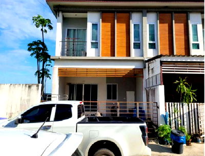 ทาวน์โฮม นิคมลาดกระบัง : BP00895 ขายทาวน์เฮาส์ หมู่บ้าน ราชพฤกษ์ สุวรรณภูมิ-ลาดกระบัง เฟส 3 ถนน ฉลองกรุง แขวง ลำปลาทิว เขต ลาดกระบัง จังหวัด กรุงเทพมหานคร