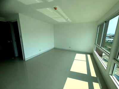 เช่าคอนโด หาดบางเสร่ : ห้องเปล่า หรือห้องฟูล บางเสร่ บีช รีสอร์ท ชั้น 5,6 สตูดิโอ วิวสระ และวิวนอก