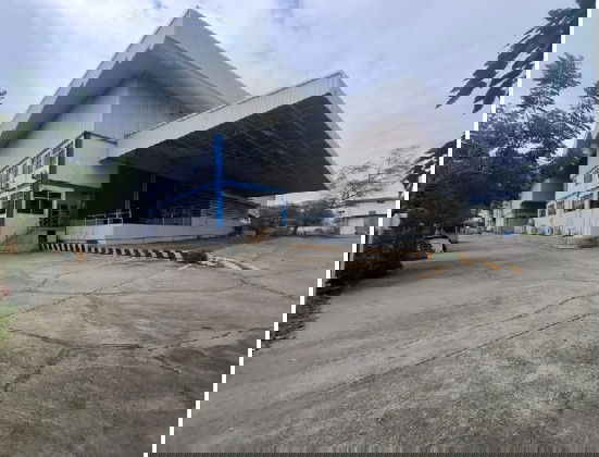 รูป ให้เช่าโรงงาน พร้อมสำนักงาน / พื้นที่สีม่วง ทำเล บางนา ตราด กม.23 บางเสาธง ซอยวัดบัวโรย / พื้นที่ใช้สอย 5,508 ตารางเมตร / ขอ รง.4 ได้ - รูปที่ 2/16