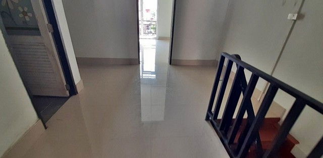 รูป FT5_059 ขายทาวน์เฮ้าส์ ต. บ่อวิน อ.ศรีราชา จ.ชลบุรี - รูปที่ 5/8