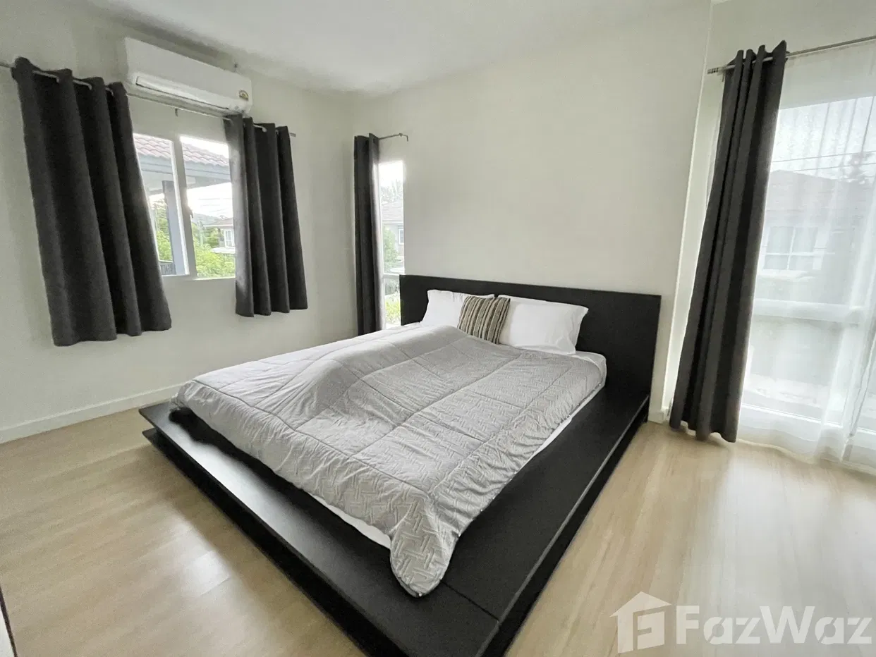 picture Modern with Spacious Living Area, Contemporary Design House 1942125 - 22/41