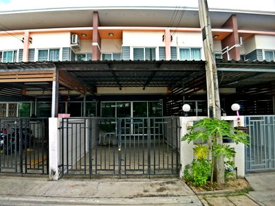 Townhouses for sale Chonburi : FOR SALE  TOWNHOUSE PROPERTY  1000000 BAHT.