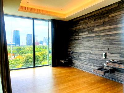 คอนโดให้เช่า : LTH7617 – Sindhorn Tonson FOR RENT 2 beds 2 baths size 106 Sq.M. Nearby BTS Phloen Chit station ONLY 140k/Month