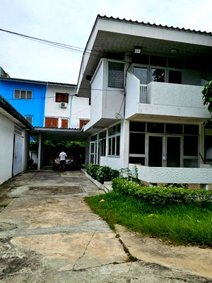 เช่าบ้านเดี่ยว เกษตร : HU7222 บ้านเดี่ยวให้เช่า ย่านโชคชัย 4 กรุงเทพมหานคร