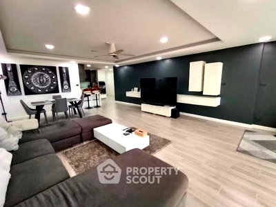 คอนโด ถนนพัทยาสาย 3 : คอนโด 2-ห้องนอน ที่ เอคเซคคิวทิฟ เรสซิเดนซ์2 4 พระตำหนัก ใกล้ ถนนพระตำหนัก พัทยา (ID 2600430)