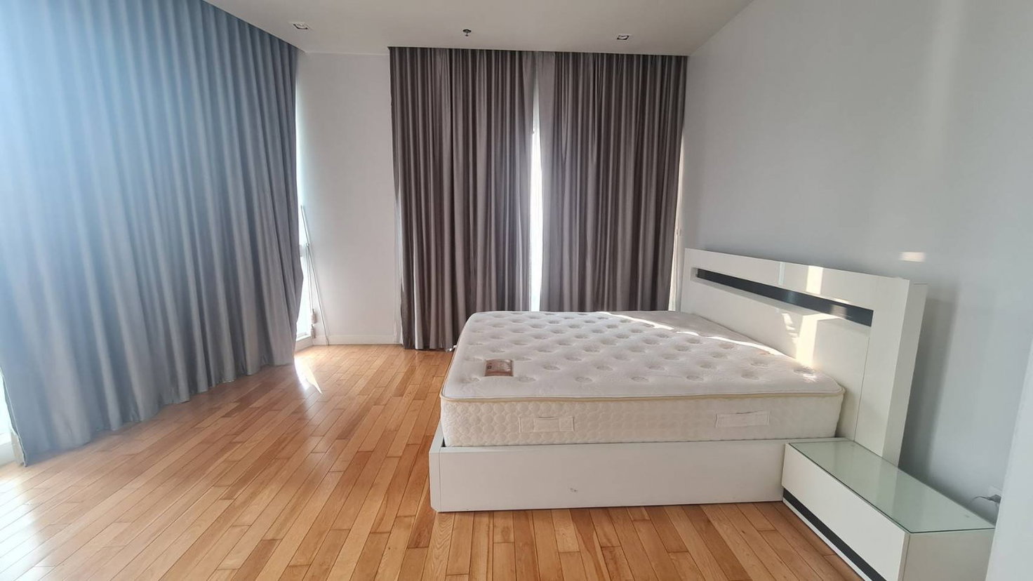 picture LTH7987 – Millennium ResidenceFOR RENT 3 beds 3 baths size 193 Sq. M. Near BTS Asoke station ONLY 120k/Month - 2/7