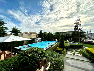 บ้านแฝด ชลบุรี : 🏡 Golden Town Pattaya – บ้าน 4 ห้องนอน ทำเลทอง ใกล้สุขุมวิท & ชายหาด เริ่มเพียง 3.35 ล้าน! 🔥