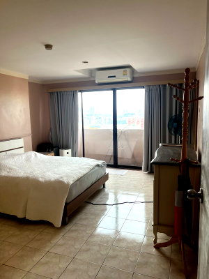 Condos for sale : P-47181 City View Paradise! Sriwara Mansion 1-Bedroom Near MRT Thailand Cultural Centre 4.2M THB | Line Id @easythaihome | +66(0)85-592-2897