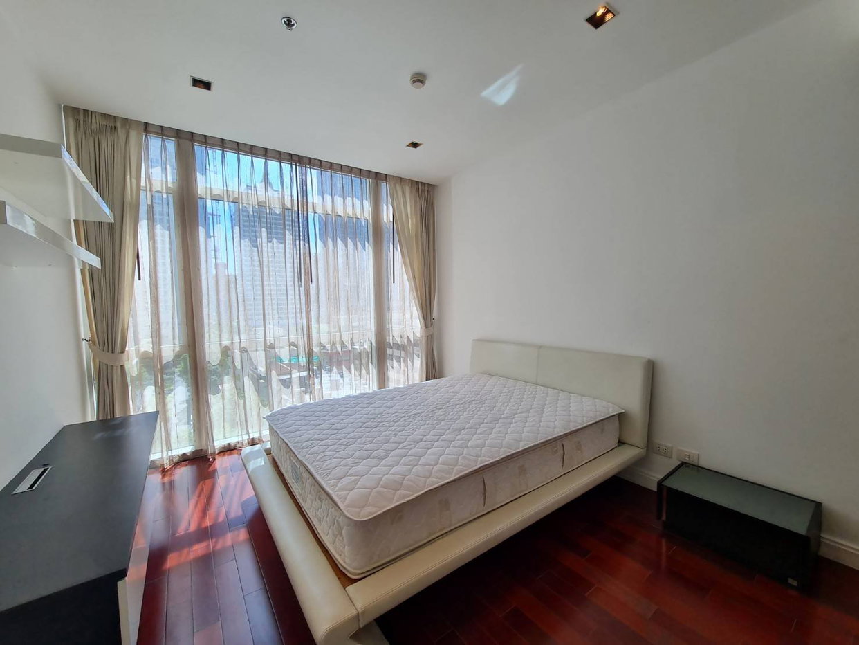 รูป LTHC7321 – Athenee Residence FOR RENT 3 beds 3 baths size 189.53 Sq.M. Near BTS Phloen Chit station ONLY 135k/month - รูปที่ 5/7