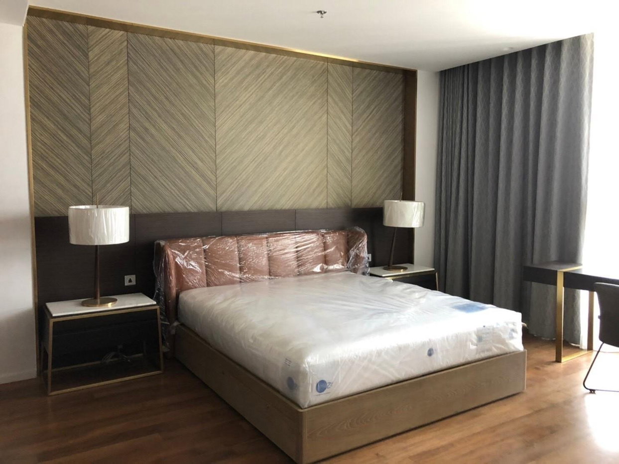 รูป LTHC7244 – Noble Ploenchit FOR RENT 2 beds 3 baths Size 170 Sq.M. Near BTS Phloen Chit stations ONLY 180k/month - รูปที่ 5/6