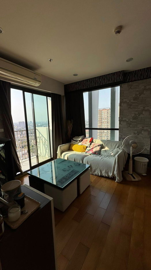 รูป 🟢ห้องสวย!! พร้อมเข้าอยู่!! 🟢ฟิวส์ สาทร - ตากสิน ใกล้ BTS วงเวียนใหญ่ สอบถาม📱ADD LINE @572aurac แอดมินตอบไว✨ - รูปที่ 4/10