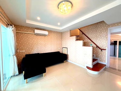 Houses for rent Chao Fah Tawan Tok Road Phuket : 🏠 3-Storey House for Rent in Wichit – Near International School & Pet Friendly